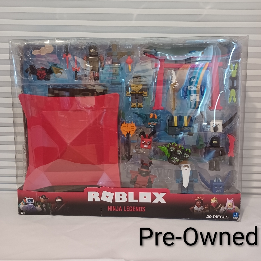 Roblox Action Collection - Ninja Legends Deluxe Playset ⚠️Missing A Piece.